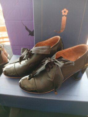 Quiero June Classic Argentinian Leather Shoes